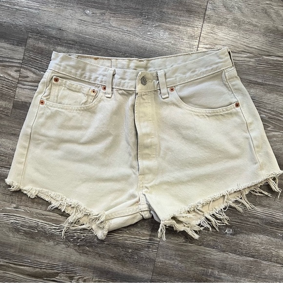 Levi Strauss 501 Cut-Off Shorts - Picture 6 of 6